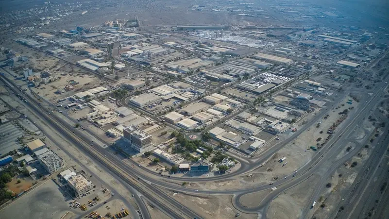 مدير قسم الدراسات والبحوث الاقتصادية بشركة ساحات المدن بسلطنة عمان : سلطنة عمان تتقدم 5 مراكز في مؤشر الأداء الصناعي التنافسي لعام 2024